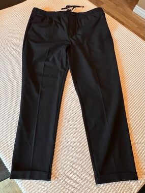 H&M Black Slim Fit Trousers Jogger Style Elastic Waist Minimalist